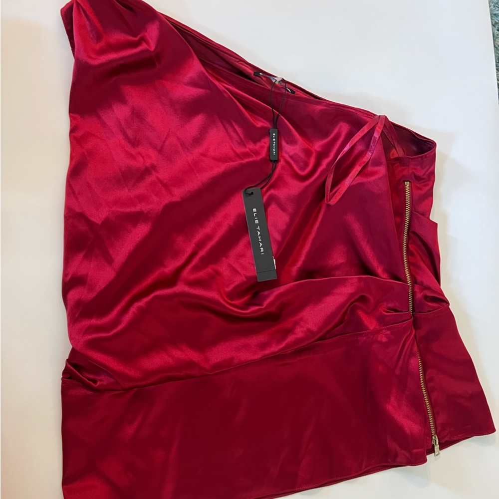 Silly Red One shoulder top